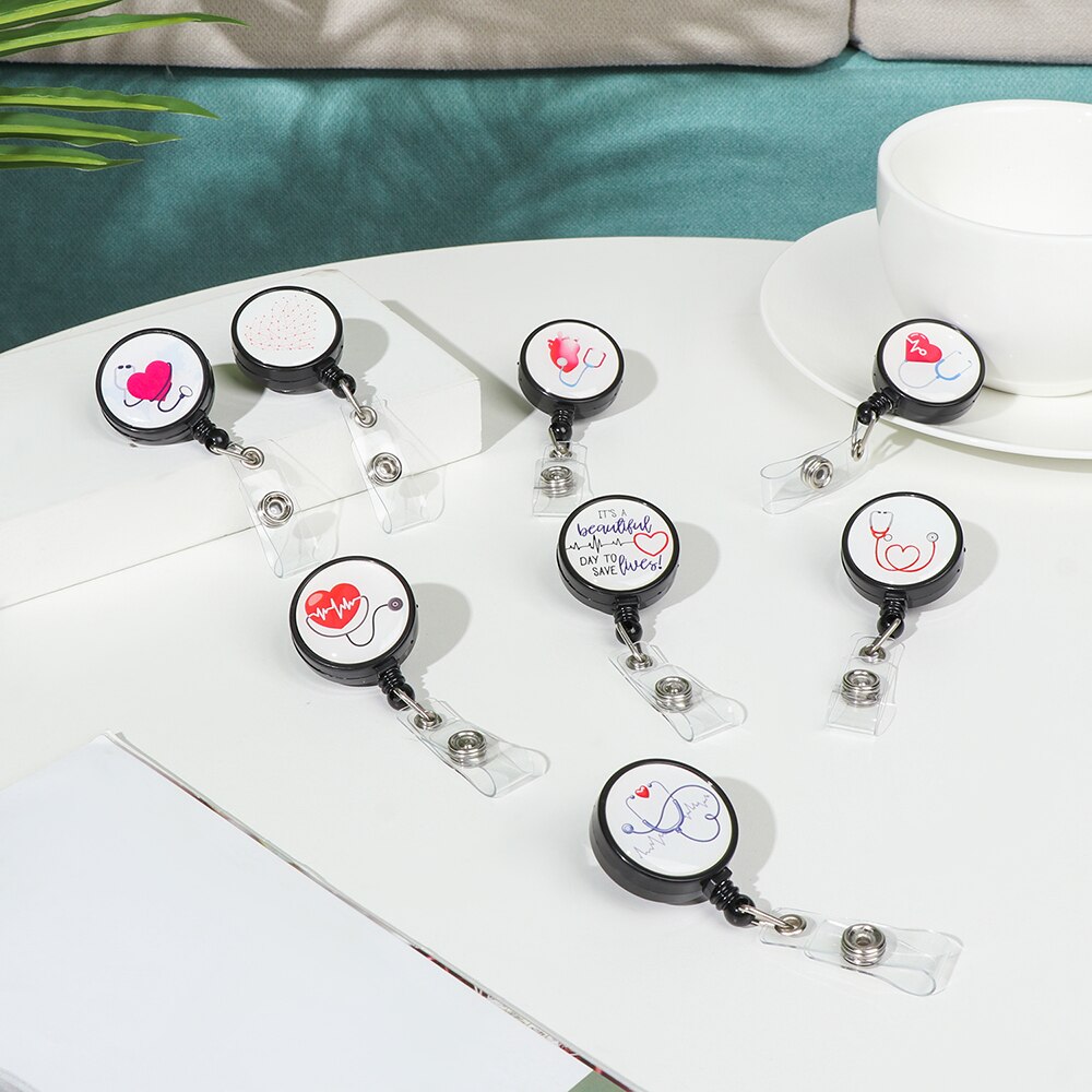 1Pcs Intrekbare Verpleegkundige Badge Houder Grappige Reel Werk Tag Met Alligator Clip Naam Card Plaat Id Card Houders kantoorbenodigdheden