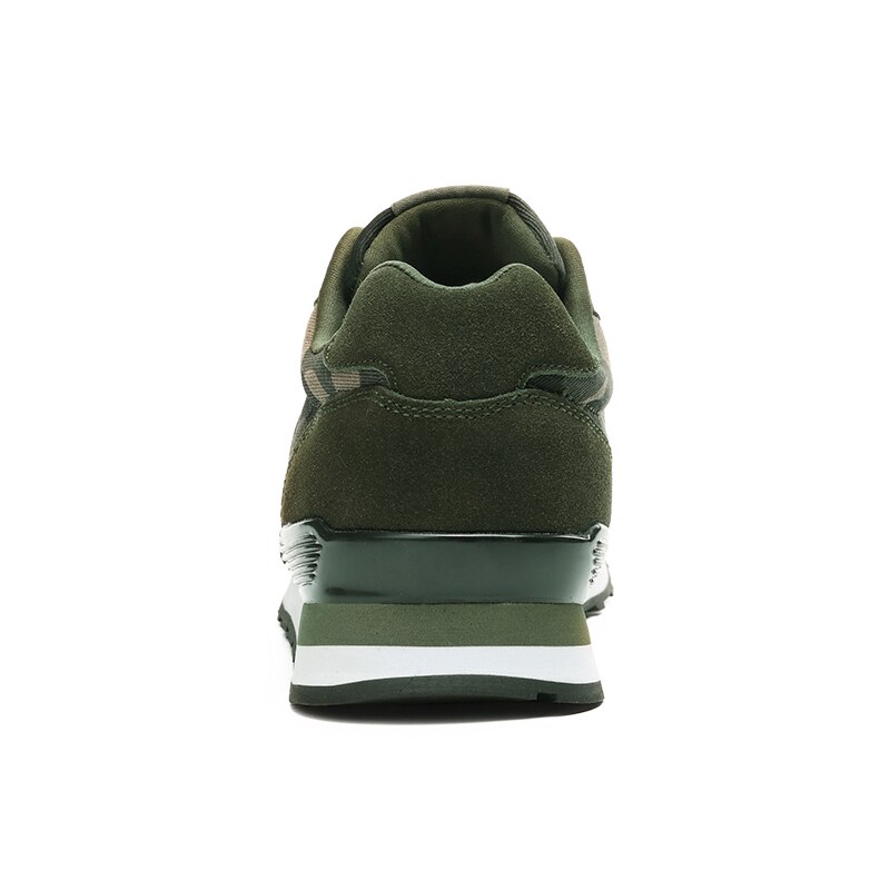 Hommes femmes chaussures de Golf en plein air dames Sport chaussures sans pointes printemps automne léger mâle Golf formateurs baskets Camouflage