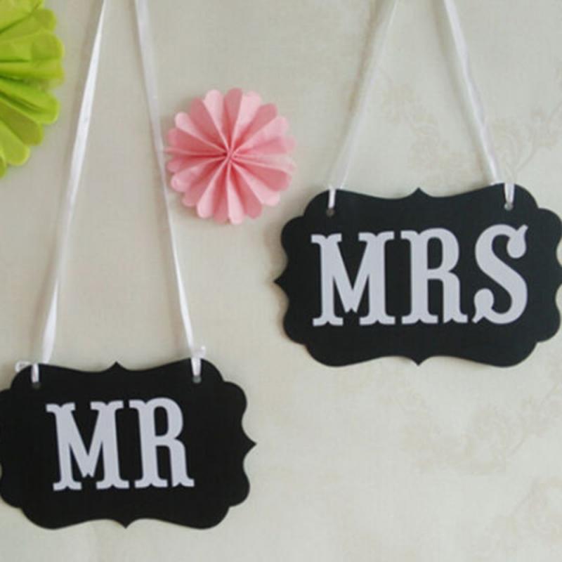 2 Pcs Bride And Groom Funny Photobooth Props "MR MRS" Words Married Photography Paper Board Decoration Wedding Photo Booth Props: Default Title