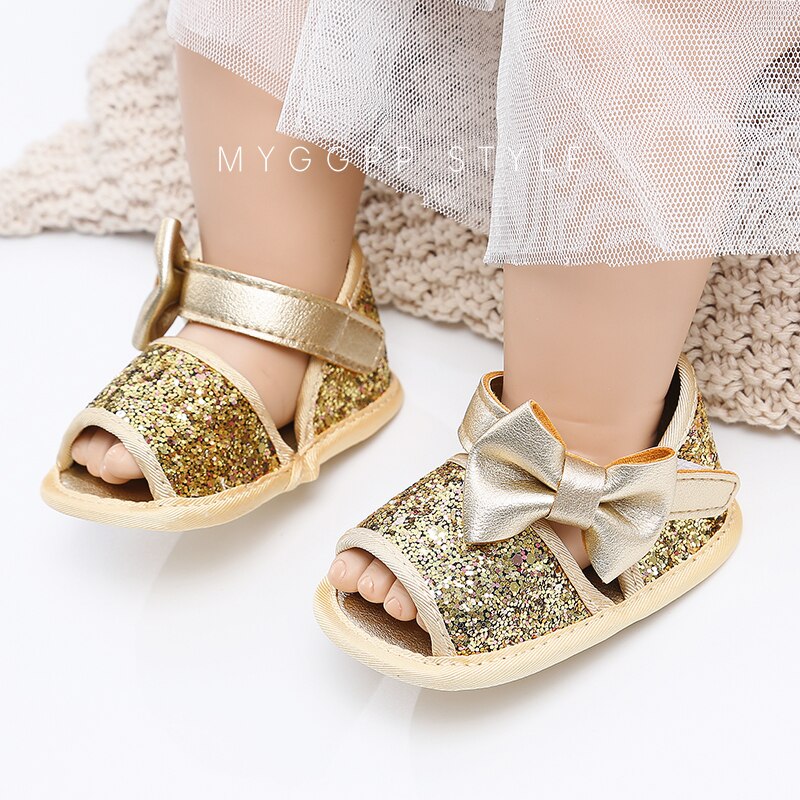 Verão praia princesa estilo meninas sapatos de bebê crianças bling couro do plutônio bonito arco sola macia sandálias casuais e bandana