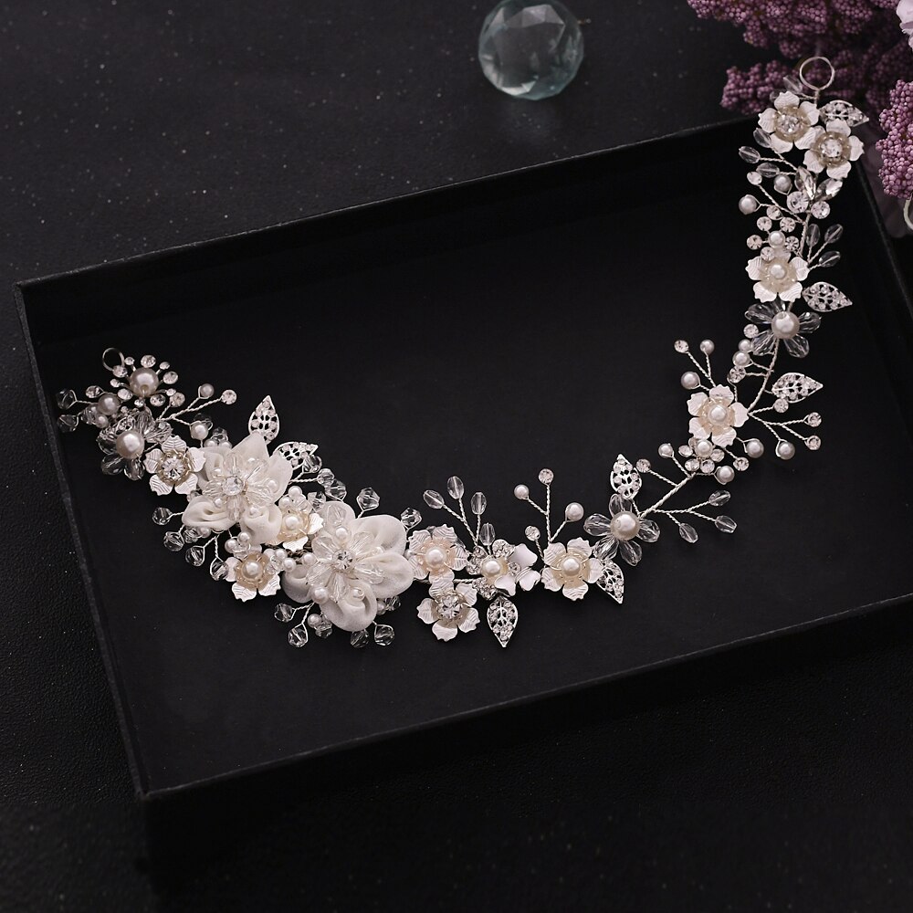TRiXY SH275 Luxury Western Belt Silver Sash Belt for Wedding Dress Women Pearl Belts for Bridesmaid Flower Bridal Belt