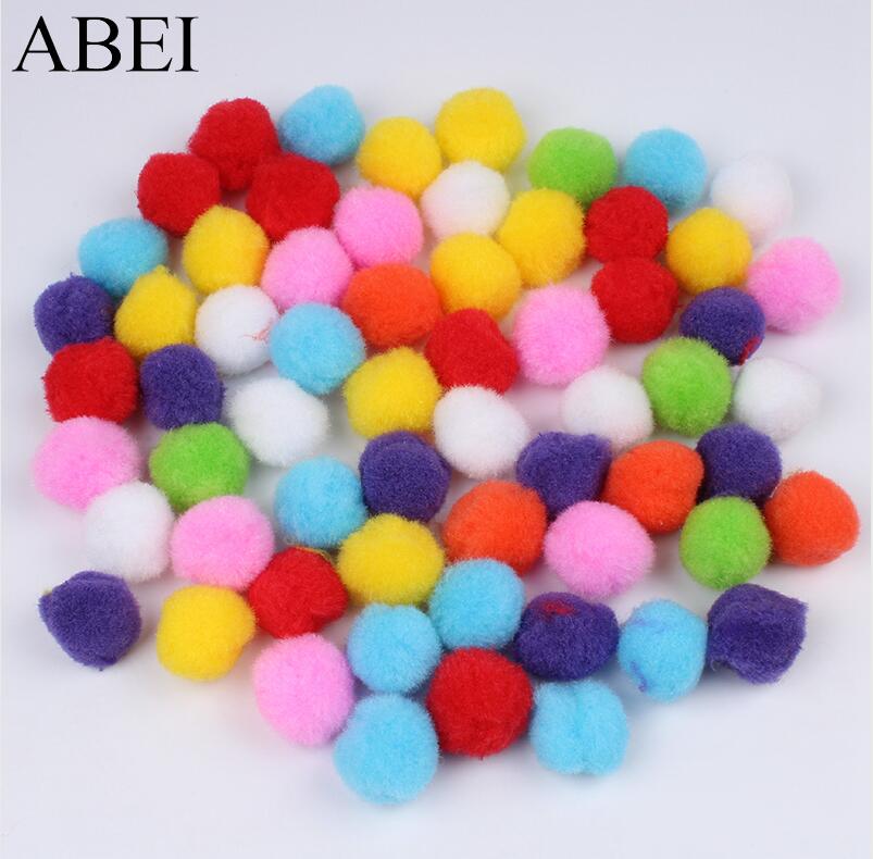 100 stks/partij Mix Kleuren Pompom DIY Handgemaakte Craft Furball Zachte Pluizige Pom pom ballen voor Wedding party Scrapbooking Woondecoratie: 25mm