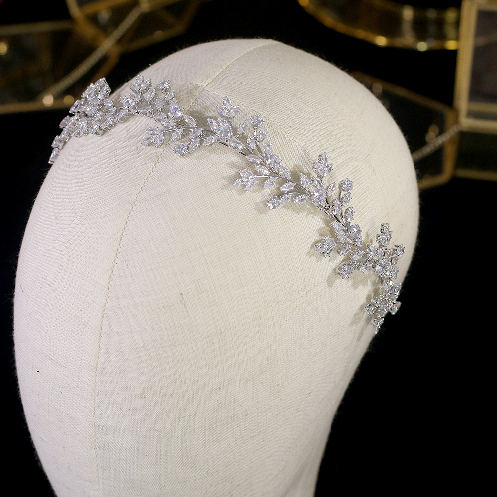Classic Crystal Wedding Hoofddeksels Zirconia Haarband Bruids Haar Accessoires Hoofdtooi Bridal Crown Diner Party Accessoires