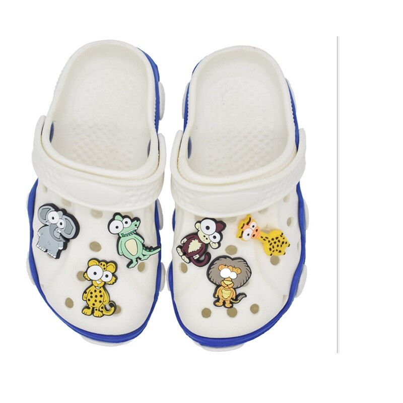 100pcs cartoon lovely cartton flower PVC Shoe Charms Shoes Accessories Fit Bands Bracelets croc jibz Kids decoration