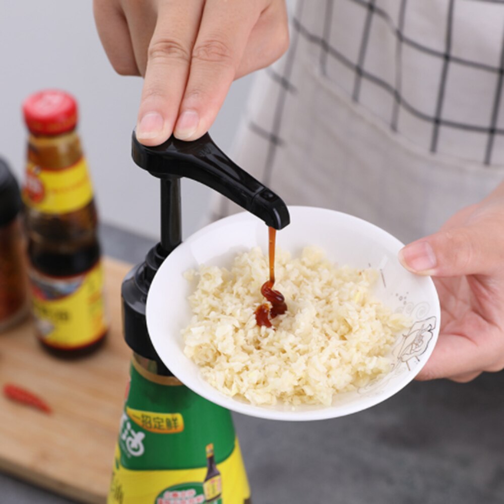 Multi-Use Sauce Squeeze Bottle Ketchup Salad Dressing Kitchen Cooking Tool Sauce Artifact Press Bottles Home Kitchen Gadget