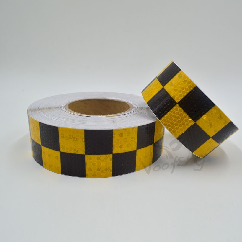 5 cmx 5m skinnende gul sort farve firkantet selvklæbende reflekterende advarselstape til kropsskilte
