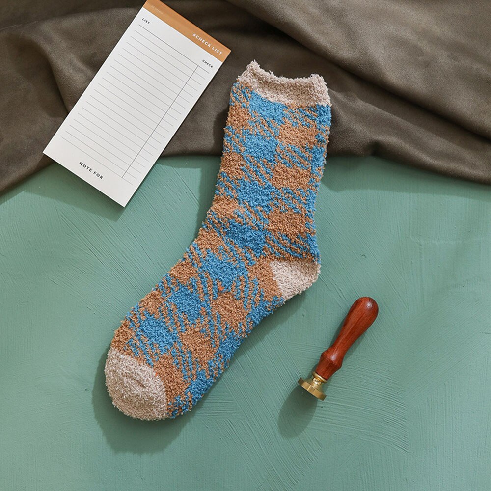 Femmes moelleux chaussettes Plaid maison doux lit plancher dormir Terry chaussette plus épais femelle corail polaire chaussettes: Blue