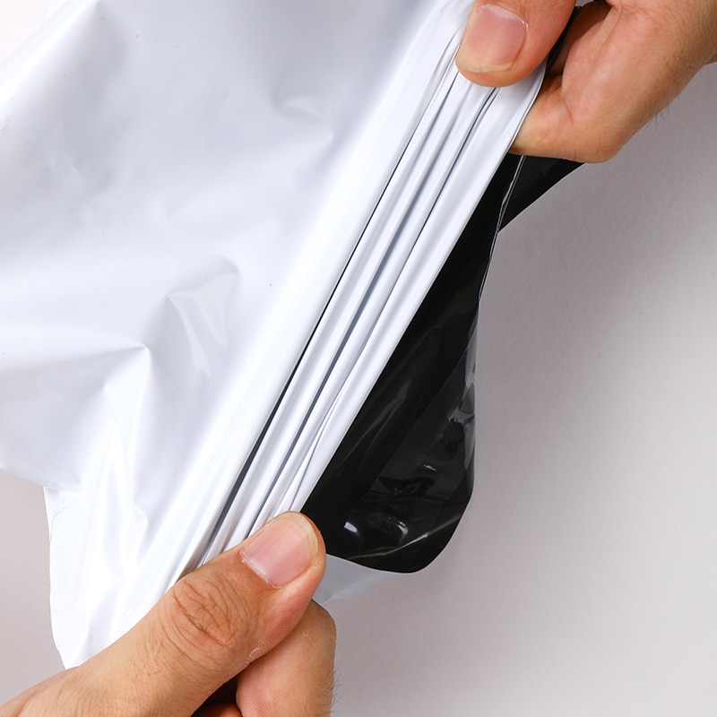100Pcs Samll Courier Bags White Self-seal Adhesive Storage Bags Plastic Poly Envelope Mailer Postal Mailing Bag Customizing logo