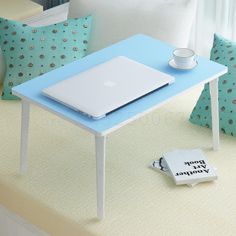 De Notebook Computer Bureau Slaapzaal Bed Met EEN Kleine Tafel Tafel Vouwen Luie Mensen Gecontracteerd Studie Bureau