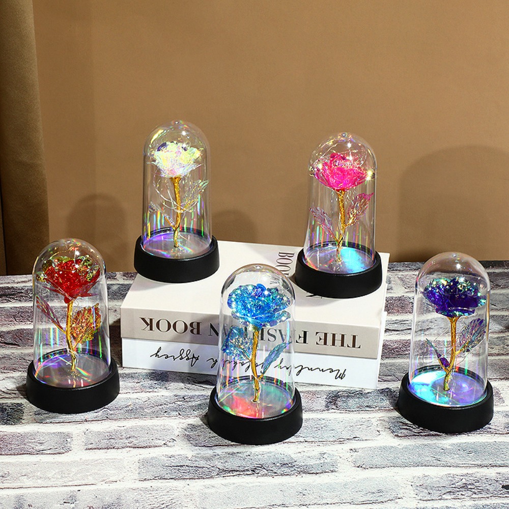 Rode kleurrijke roos kunstbloemen bruiloft decoratie eeuwige roos decoratieve bloemen planten oplichtende roos in een glazen koepel