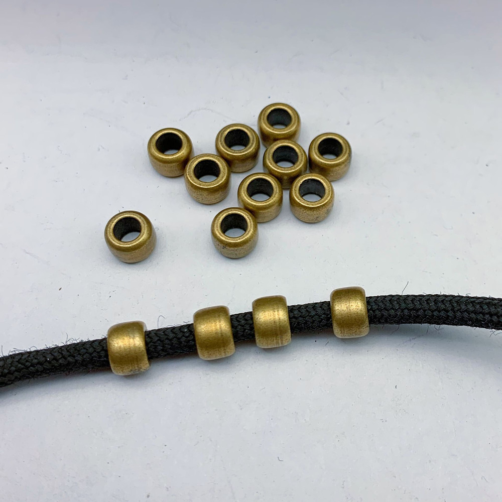 10 stücke Runde Kupfer Belastung Isolieren Durcheinander Geflochtene Paracord Schlüsselband Anhänger draussen EDC Paracord DIY Zubehör ende belastung: Silber