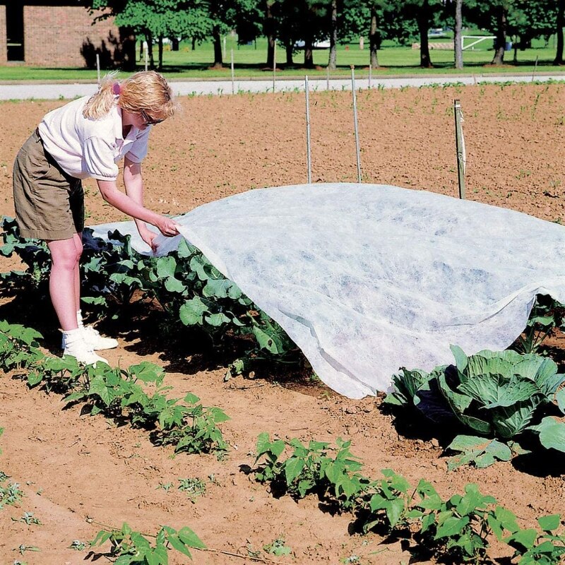 Plant Covers Freeze Protection Reusable Floating Row Cover for Crop Raised Bed Vegetables Insect Barrier Plant Blanket