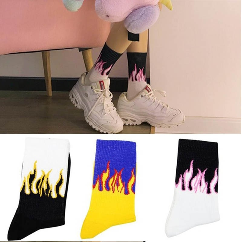 Unisex Flame Black White Yellow Fire Sokken Novelty Hip Hop Harajuku Socks Skateboard Calceines Mujer Street Skarpetki Socks