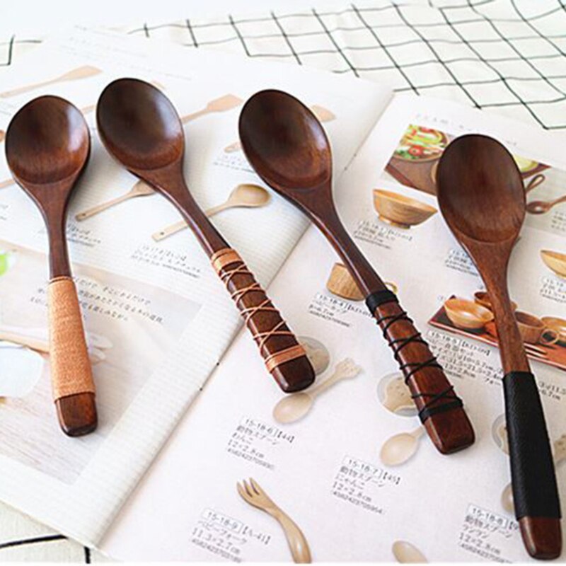 Cuchara larga plano medio empuñadura curva Nanmu delicado enredado respetuosos con el medio ambiente de cucharillas accesorios de cocina