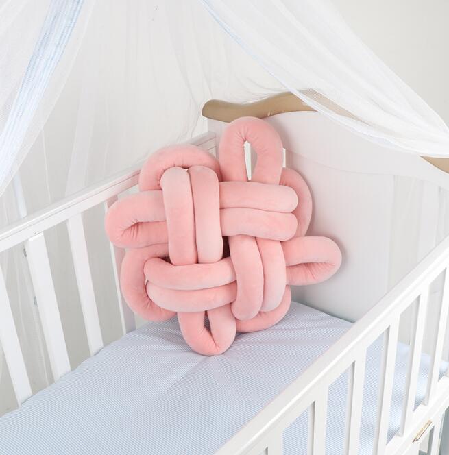 Almohada para abrazar recién nacido, cojín de cuna con nudo para bebé, parachoques tejido, almohada de protección para niños pequeños, decoración de la habitación: YYJ014H
