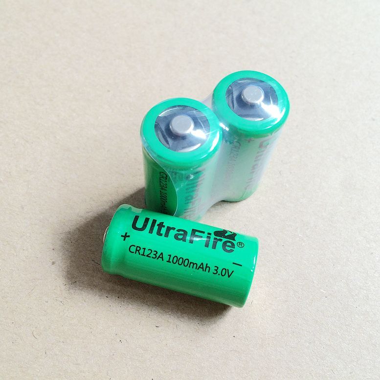 2 uds? Batería 16340 CR123A 17335 1000 mAh + cargador de batería CR123A 3V, cámara digital, hecho de batería especial