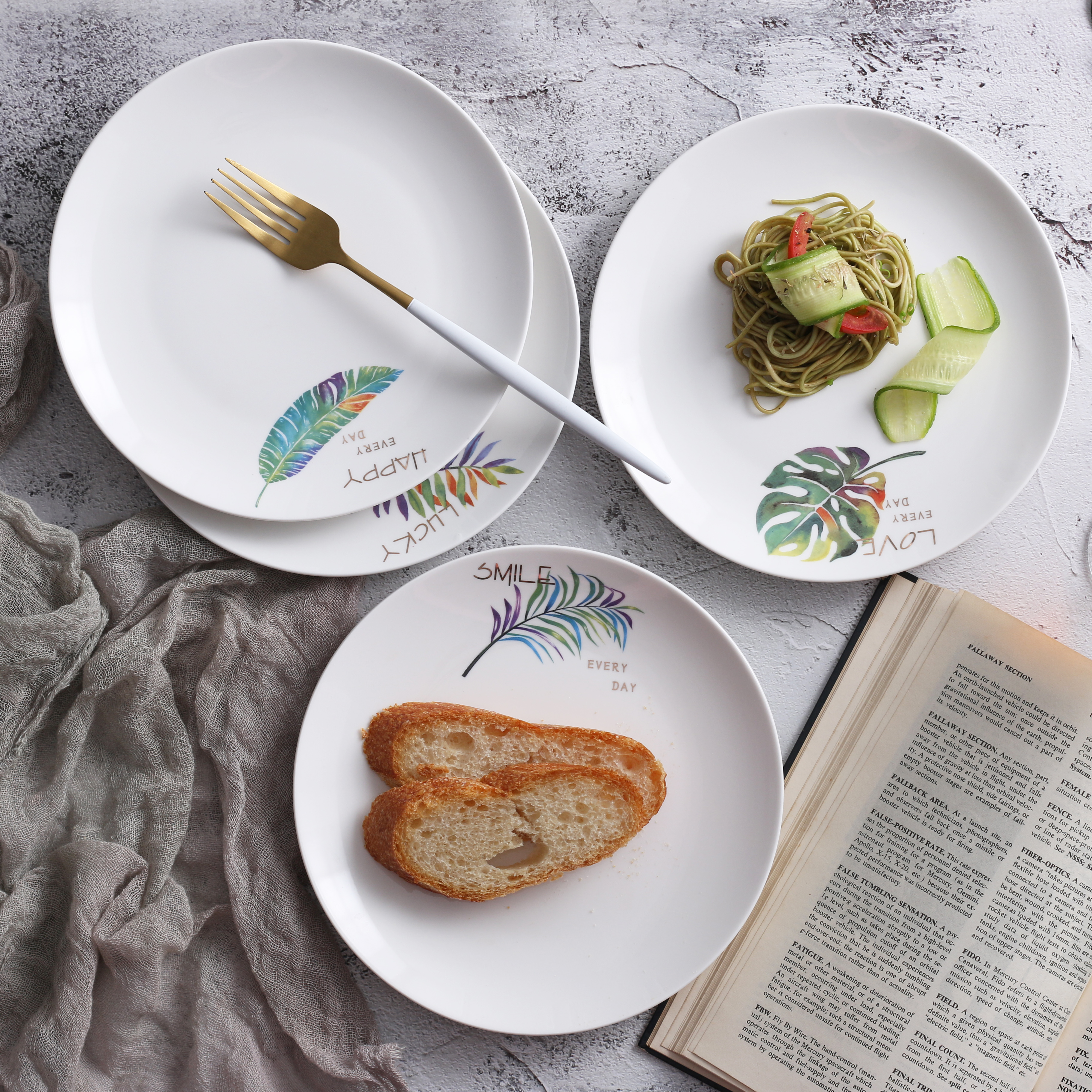 8 inch Round Plate Ceramic Dinner Plate Dish Porcelain Dessert Plate Dinnerware Cake Plate Daily Uses Home Tableware