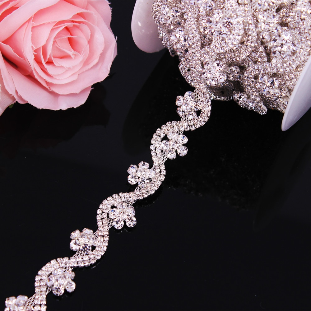 Ceinture de robe de mariée en cristal argenté de , garniture de chaîne de tasse de mariée, garniture en strass en forme de fleur, couture sur vêtements, artisanat de bricolage