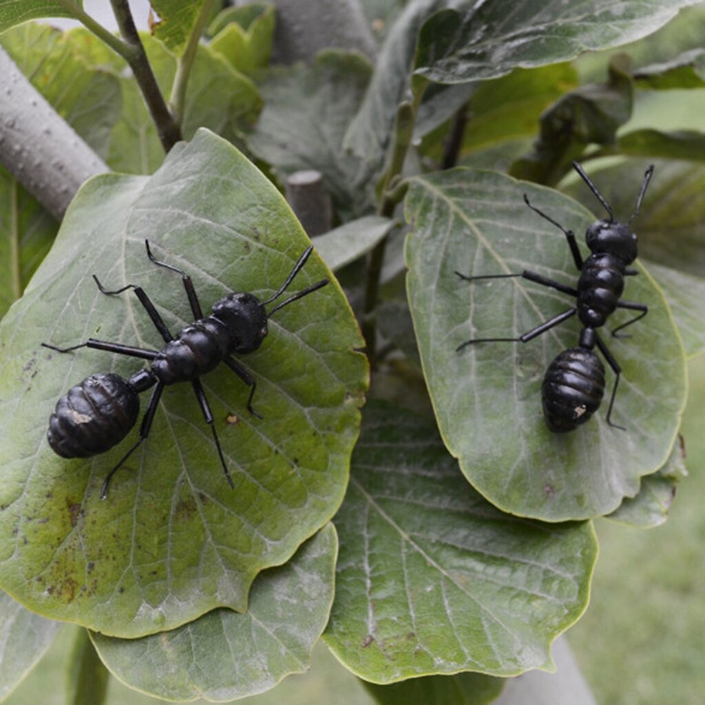 1Pc Realistic Insects Figures Lifelike Animal Figurines Toys Educational Learning Toys Birthday Insects Toy Perfect