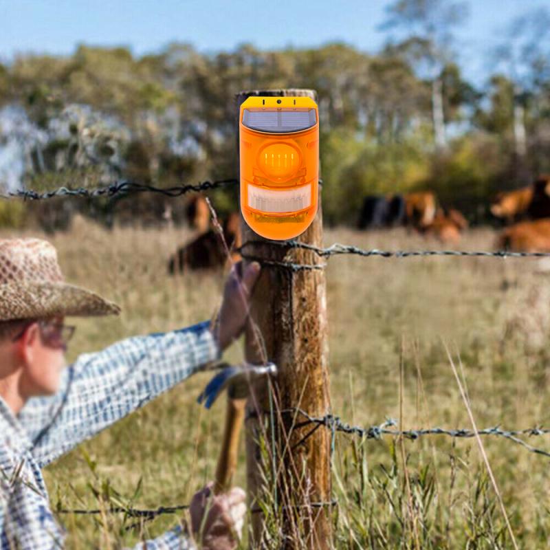 1/2/4pcs Solar Alarm Light Wireless IP65 Motion Sensor Outdoor Garden Security Lamp For Safety Home Factory Garden Smart Alarm