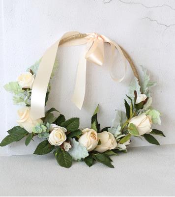 Ramos de novia Kleine Size Bruidsboeket voor Bruidsmeisje Bloem Meisjes Handgemaakte Rozen Eucalyptus Kunstmatige Bruiloft Bloemen: Flower basket