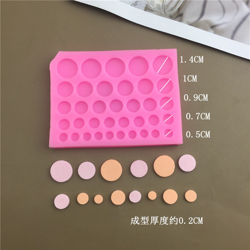 Baking Mold Cake Dessert Table Small Edge Triangular Star Circular Heart-shaped Chocolate Flip Sugar Silicone Grinding Tool