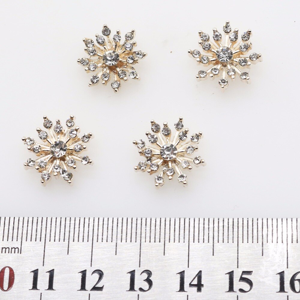 16Mm (0.63 Inch) 10 Stks/partij Kleine Bloemen Metal Crystal Rhinestone Knoppen Flat Terug Versiering Bloemen Center Diy Accessoires