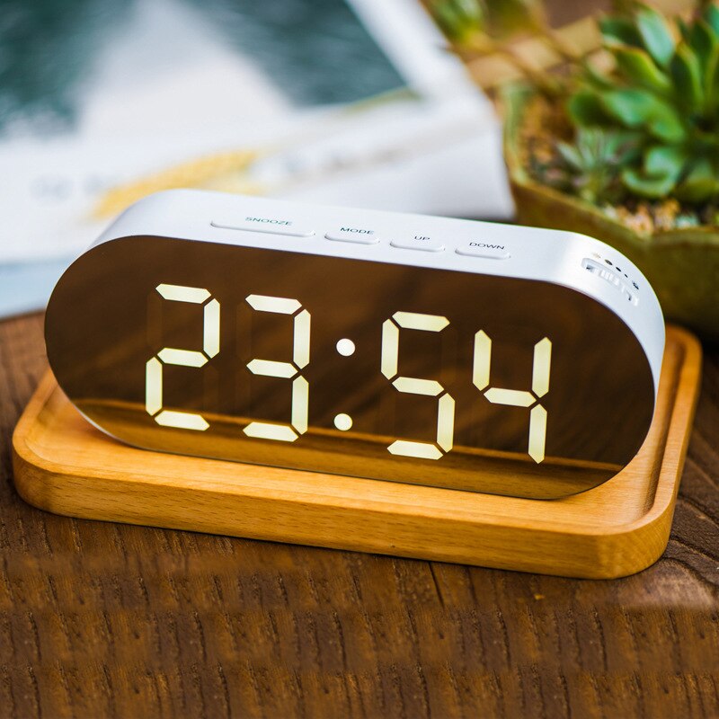 LED Klok Digitale met Achtergrondverlichting Thermometer Oplaadbare Batterij Make-Up Spiegel Led Wekker Thuis Clockes