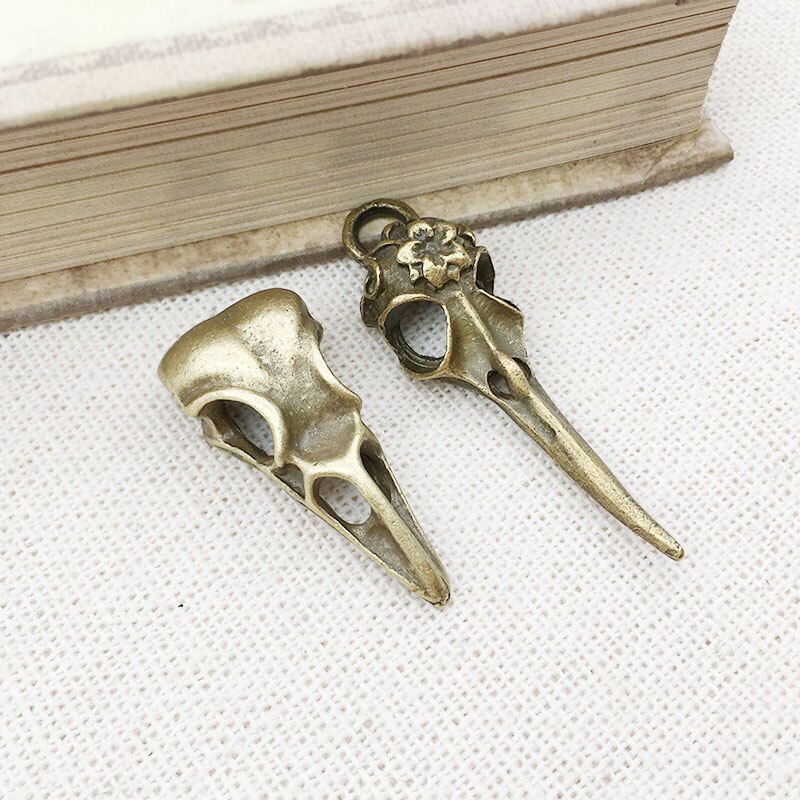 10pcs Retro Style alloy Crow Bird Skull Pendant -Animal Birdhead Pendant - Gothic Charm Jewelry Finding