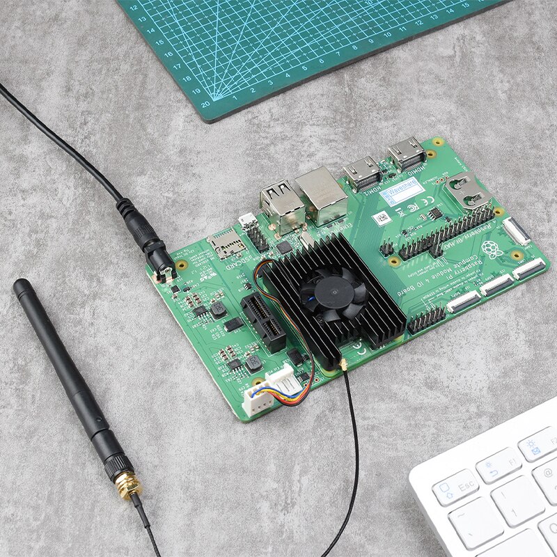 Raspberry Pi Computer Module 4 Aluminum Heatsink Antenna Dedicated Notched 12V 3007 Adjustable Speed Fan for Raspberry Pi CM4