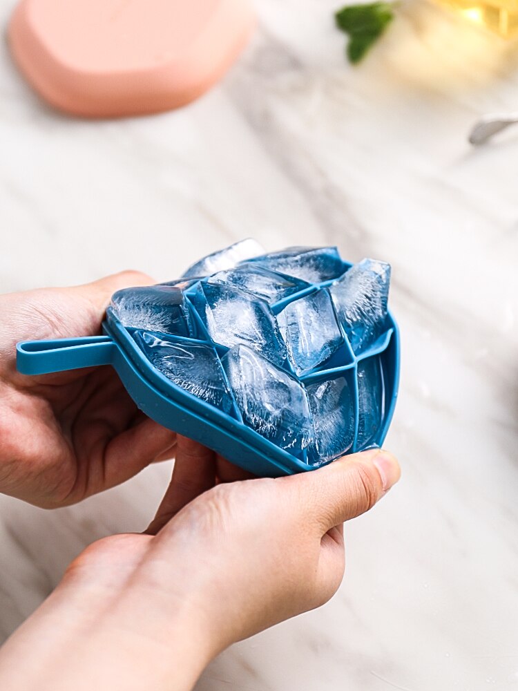 Silicone ice tray ice box with lid home homemade small quick freezer refrigerator frozen ice mold