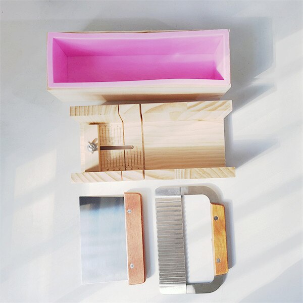 3pcs/set DIY Soap Kits Soaps Making Tool include Wood Cutting Box+1200ml Silicone Mold+Straight Blade Manual Soap Supplies: Set B-3
