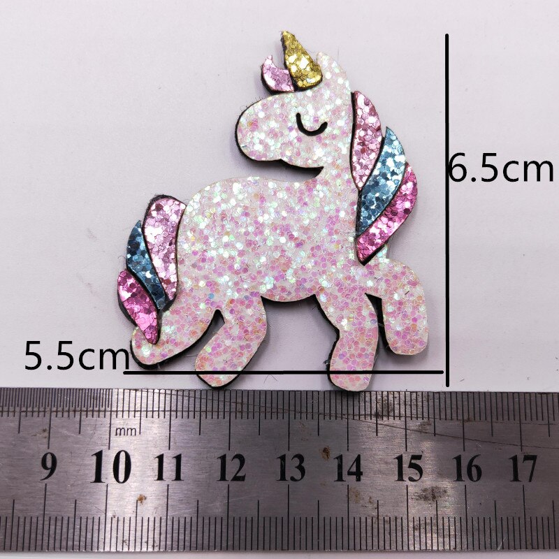 4 stks/partij 5.5x6.5cm Glitter Stof Applicaties Cartoon Eenhoorn Gewatteerde Patches voor Muur Kleren Stickers DIY Haar Clips decoratie