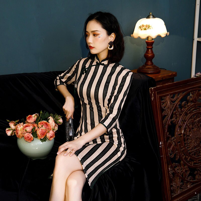 Sheng Coco-Vestidos chinos a rayas para mujer, vestido chino Retro a la con flecos de gamuza, manga Cheongsam hasta la rodilla, 1/2