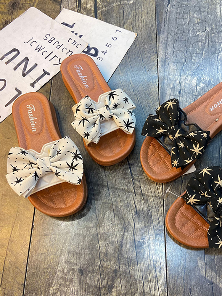Dames 2024 Zomer Britse Stijl Zachte Onderkant Vlinder Dauw Teen Anti Slip Cool Slippers Voor Vrouwen Één Lijn Slepen Schoenen