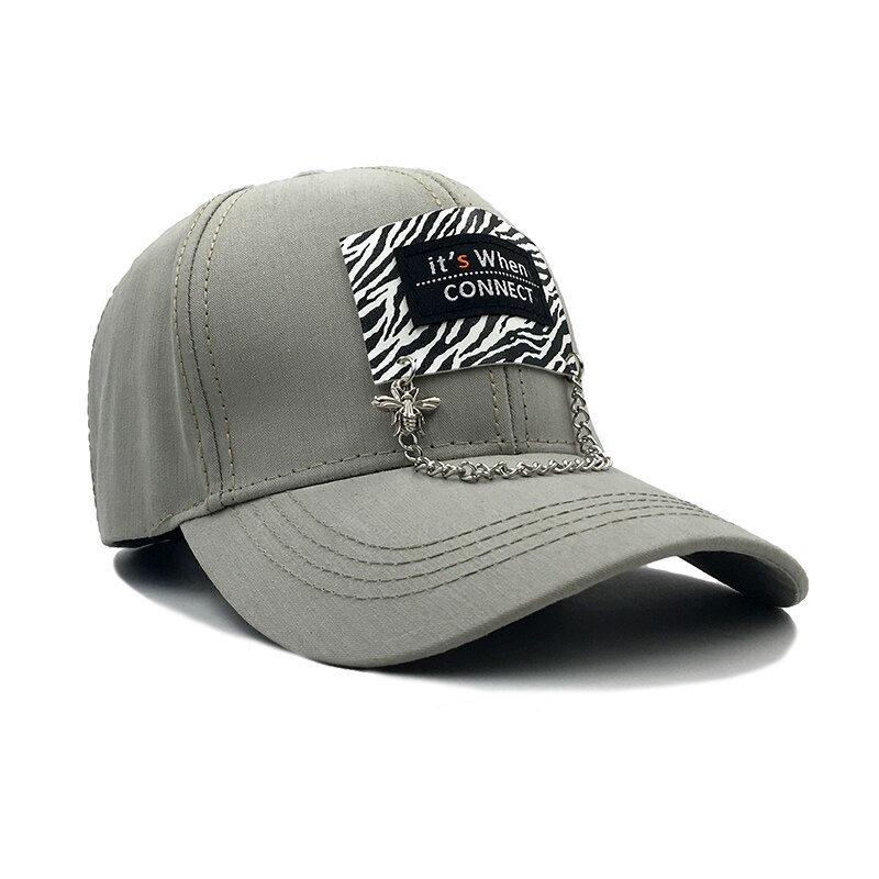 Koreaanse Bee Logo Ijzeren Ketting Baseball Cap Mode Winkelen Dames Snapback Cap Unisex En Betaalbare Hoed Vrouwen Hoed: light grey