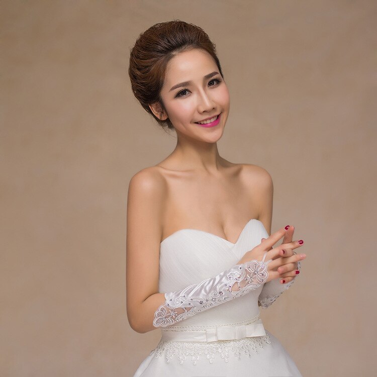 Vingerloze Handschoenen Bruid Bruiloft Satijnen Bruids Handschoenen Met Kralen En Pailletten Korte Bruiloft Accessoires