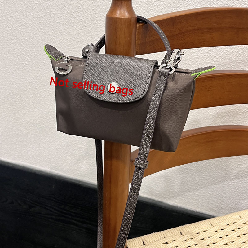 Zapasowy pasek na ramię ze skóry bydlęcej do małego paska crossbody Longchamp bez modyfikacji dziurkowania