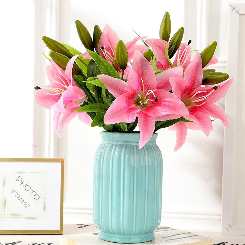 Førsteklasses imiterede blomster pvc lilje blomst håndfølelse 3 hoved lilje 1 blomst 2 knop boligdekoration bryllup blomster buket dekorativ