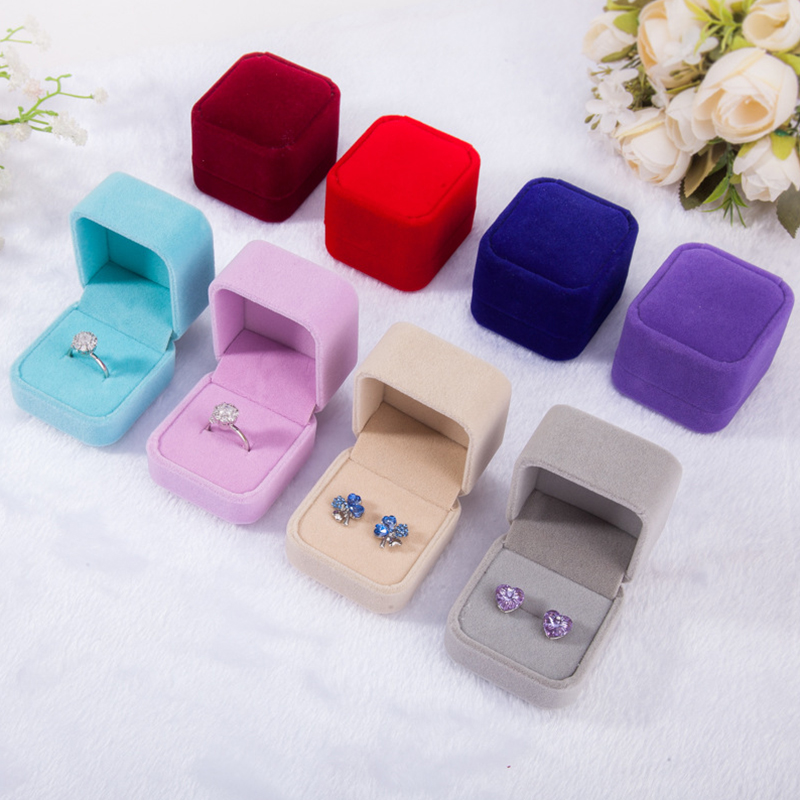 1PC Square Velvet Boxes Display Case Weddings Party Jewelry Box for Ring Earrings Black red