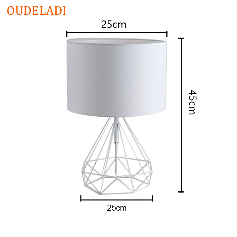 nordisch retro Geometrische schreibtisch lampe Gold Schwarz Weiß Hohl Diamant Tuch schatten Tisch Lampe Schlafzimmer Wohnkultur Leuchten