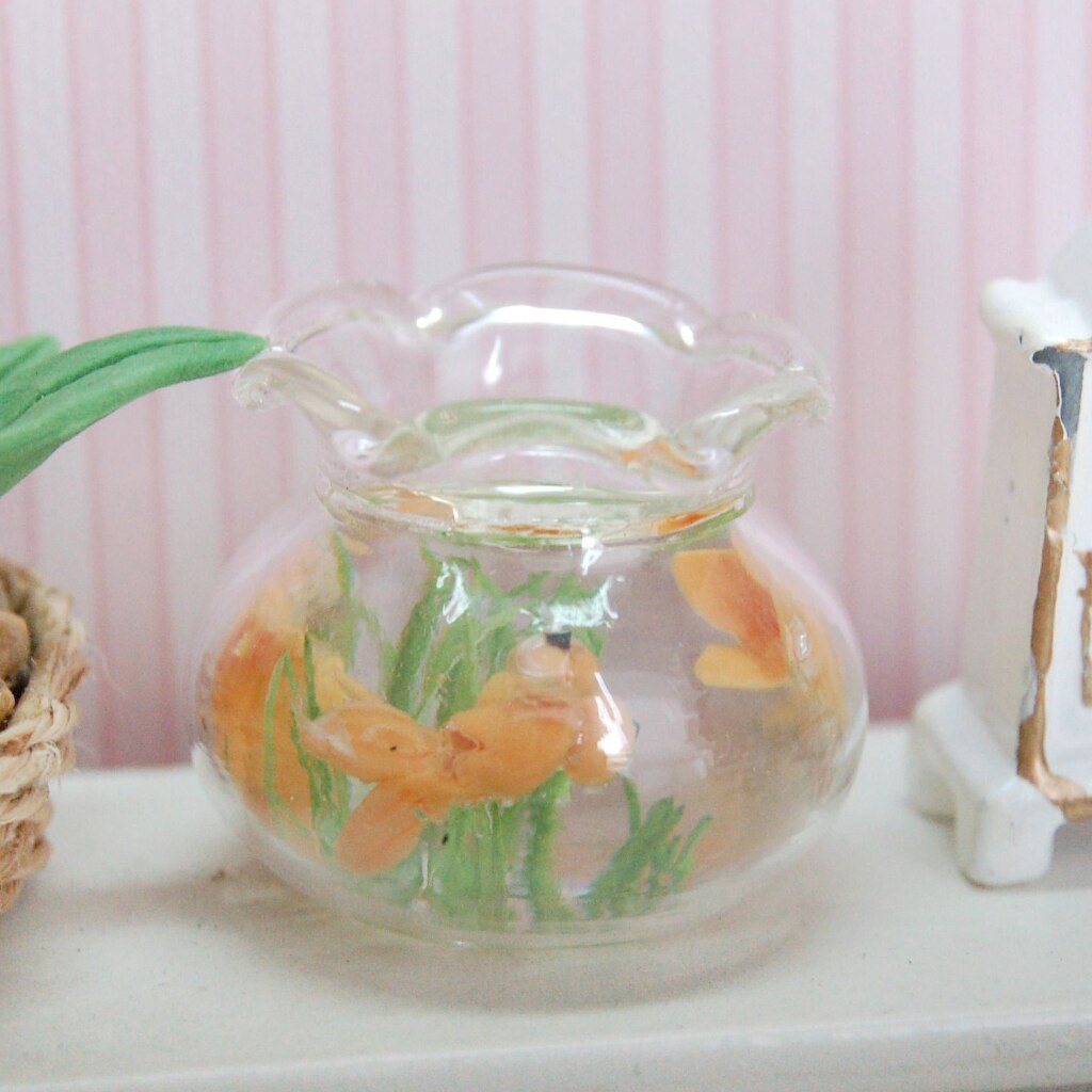 1/12 DOLLHOUSE MINIATURE MINI GOLDFISH BOWL FISH TANK AQUARIUM With Gold Fish