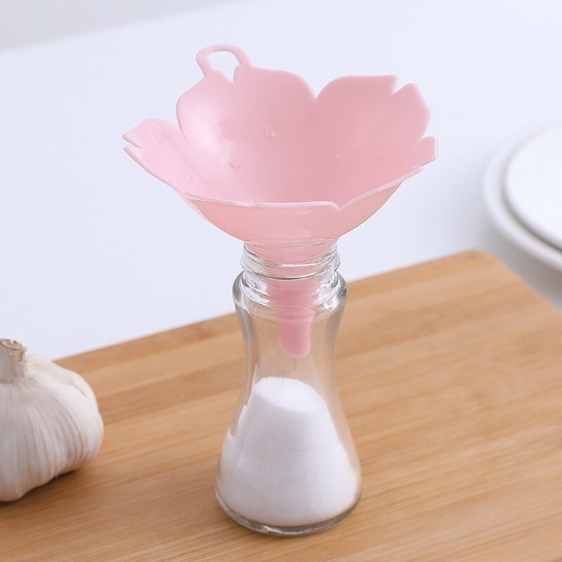 2pcs / Set Japanese Style Small Funnel Oil Pot Dispenser Cherry Blossom Funnel Household Olive Oil Seasoning