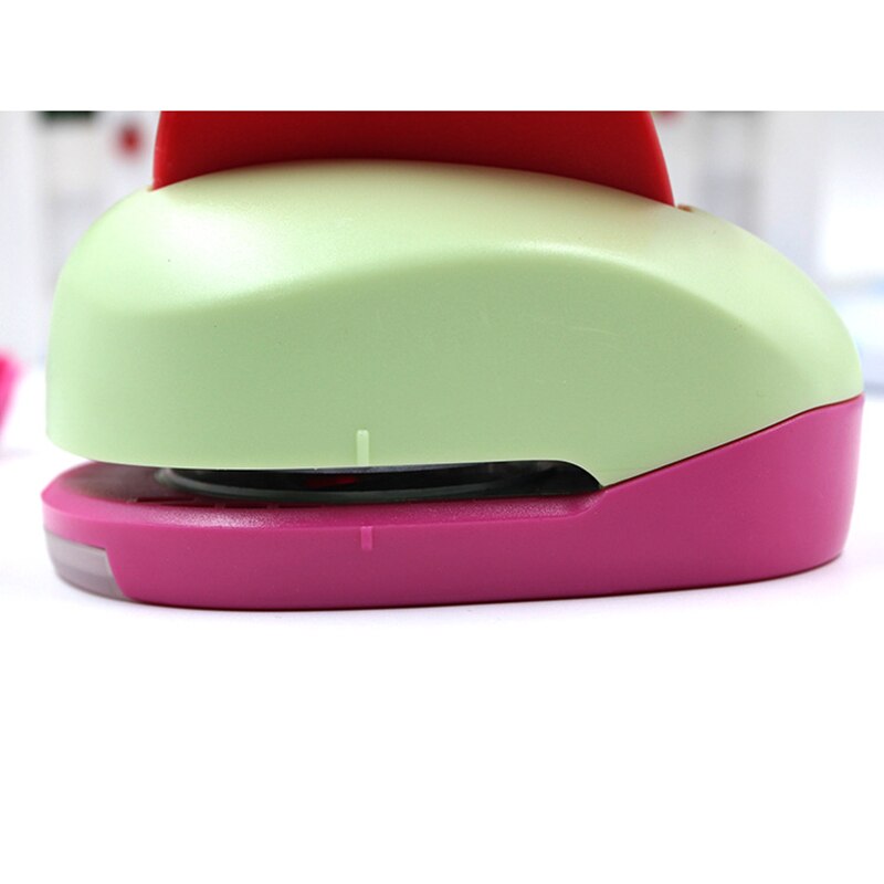 Circle Lever Paper Punch Hard ABS Metal Puncher Scrapbooking DIY Card Paper Cutter Embossing Puncher Tools Hole Punches