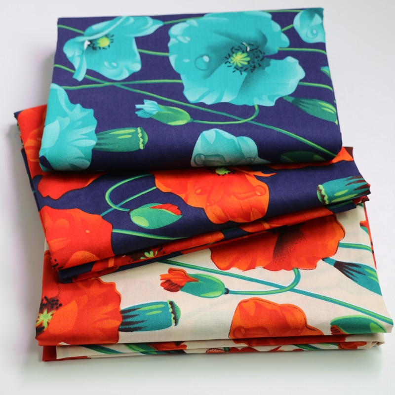 Poplin Stof 100% Bomuld - 50cm x 147cm - Printet Store Blomster - Til Syning og Patchwork