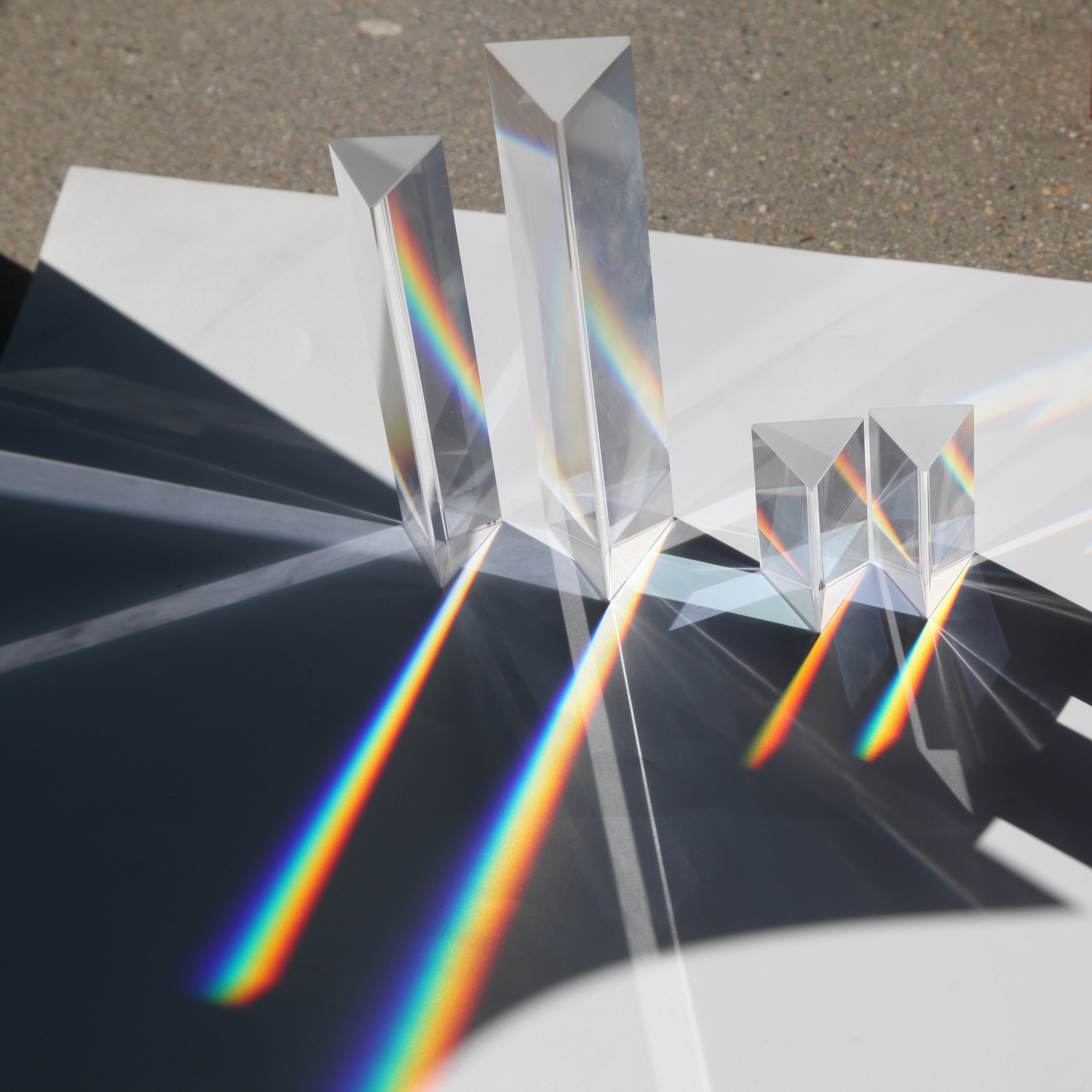 Optical Glass Rainbow Prism 30x30x60mm Teaching Triangle Prisms Colorful Light Shooting Rainbow Effect Photography