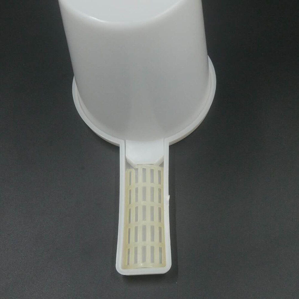 Alimentador de apicultura de abelha, sistema de alimentação para abelha, plástico, 600ml, capacidade de rega, tigela, bebedouro, ferramentas de jantar, 1 peça