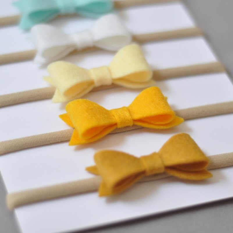 20pcs/lot Handmade Mini Felt Bow Headband Cute Bow Nylon Hair Band For Infants Baby Hair Accessory