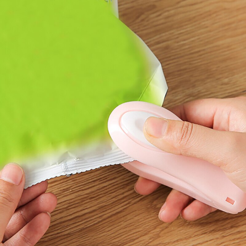 Portable Bag Clips Handheld Mini Electric Heat Sealing Machine Impulse Sealer Seal Packing Plastic Bag Clip work with battery