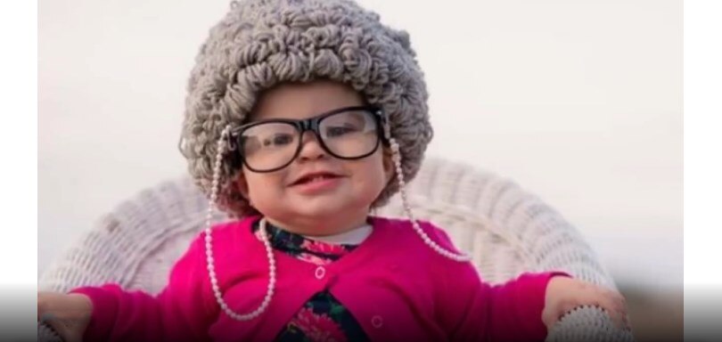 Barn & vuxna hattar söt gammal dam kvinna lockigt hår peruk mössa skullies mössor vinterstickade barn baby hattar och kepsar tillbehör